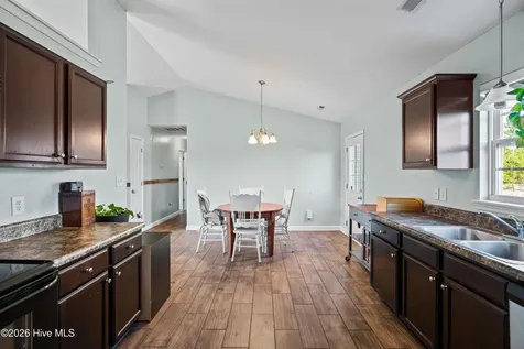 211 Lockwood Court Hubert NC 28539