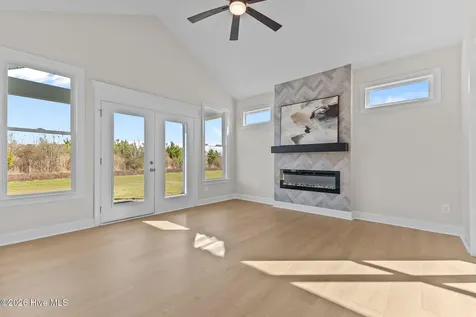 108 Sunny Acres Clinton NC 28328