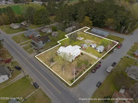 302 W Green Street Macclesfield NC 27852