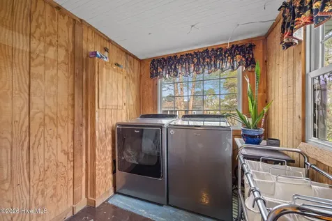 302 W Green Street Macclesfield NC 27852