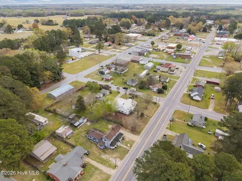 302 W Green Street Macclesfield NC 27852