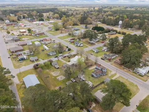 302 W Green Street Macclesfield NC 27852