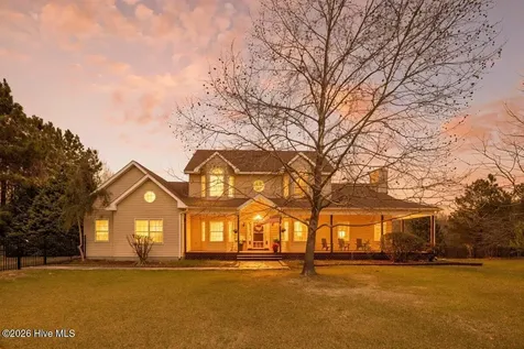 2705 Nc 211 Eagle Springs NC 27242