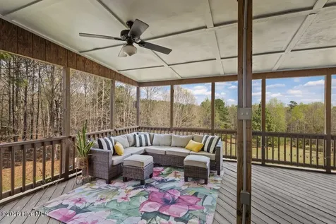 2705 Nc 211 Eagle Springs NC 27242