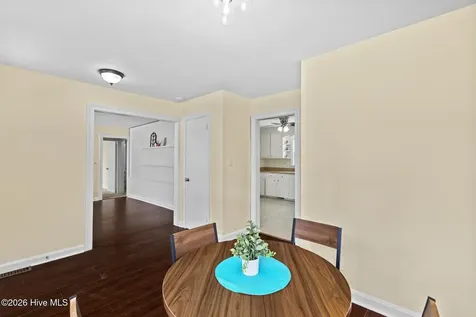 106 Elizabeth Street Richlands NC 28574