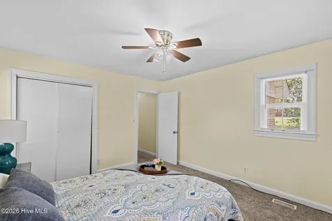 106 Elizabeth Street Richlands NC 28574