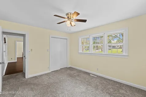 106 Elizabeth Street Richlands NC 28574