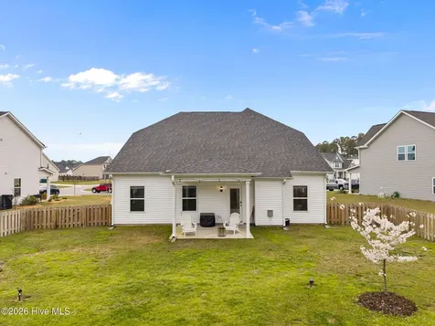 209 E Red Head Circle Sneads Ferry NC 28460