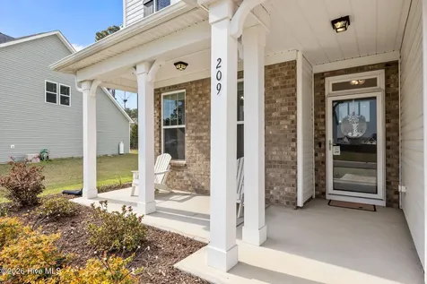 209 E Red Head Circle Sneads Ferry NC 28460