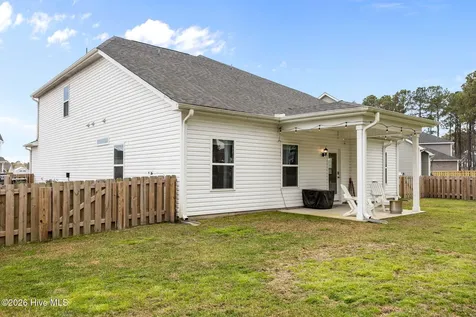 209 E Red Head Circle Sneads Ferry NC 28460