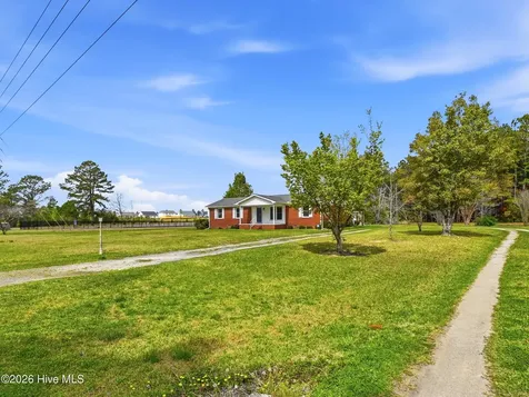 296 Old Town Creek Road NE Leland NC 28451