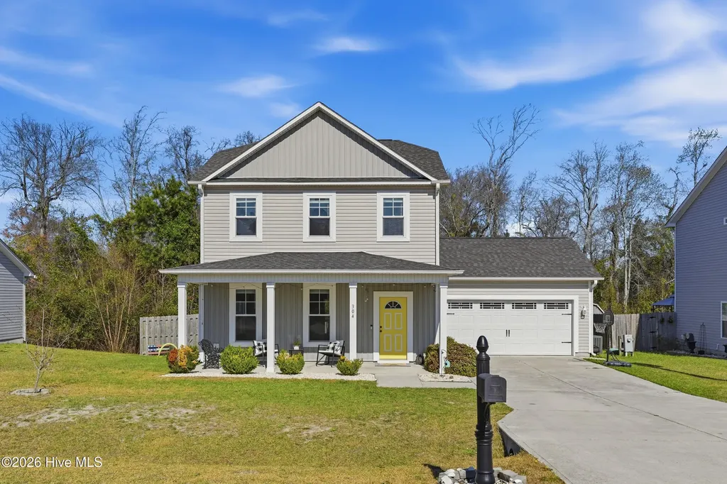 304 Holbrook Lane Hubert NC 28539