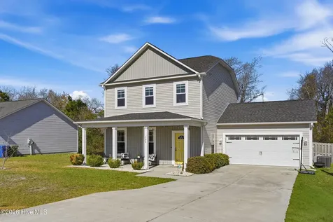 304 Holbrook Lane Hubert NC 28539
