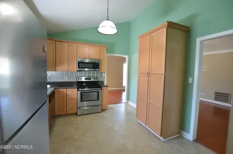 212 Branchwood Drive Jacksonville NC 28546
