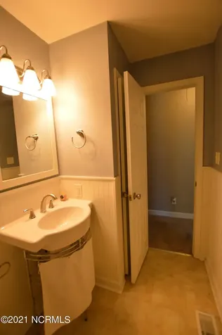 212 Branchwood Drive Jacksonville NC 28546