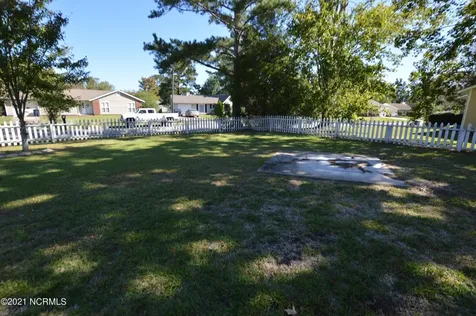 212 Branchwood Drive Jacksonville NC 28546