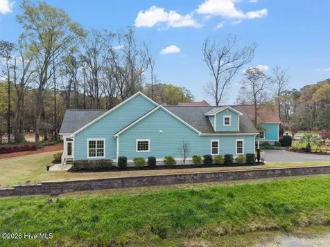 922 Oyster Pointe Drive Sunset Beach NC 28468