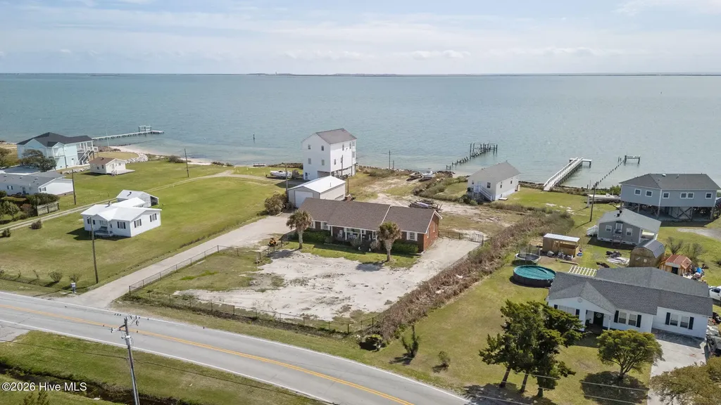 1286 Island Road Harkers Island NC 28531