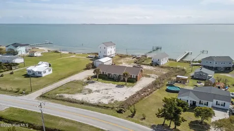1286 Island Road Harkers Island NC 28531