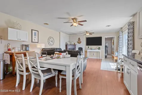 1286 Island Road Harkers Island NC 28531