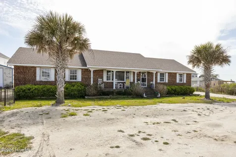 1286 Island Road Harkers Island NC 28531