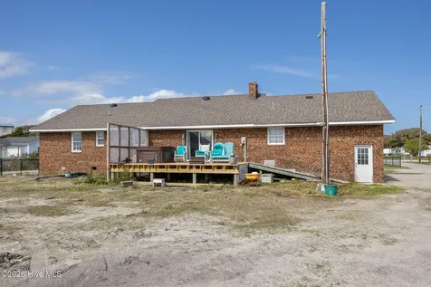 1286 Island Road Harkers Island NC 28531