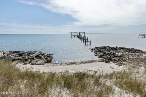 1286 Island Road Harkers Island NC 28531