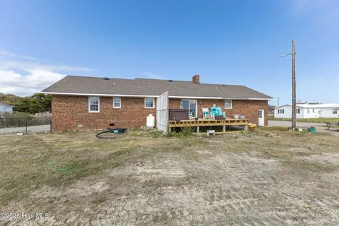 1286 Island Road Harkers Island NC 28531