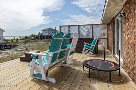 1286 Island Road Harkers Island NC 28531