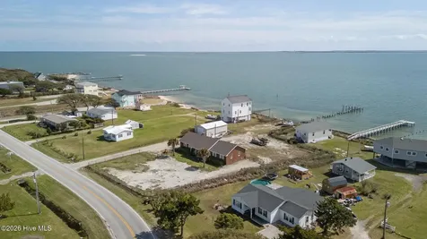 1286 Island Road Harkers Island NC 28531