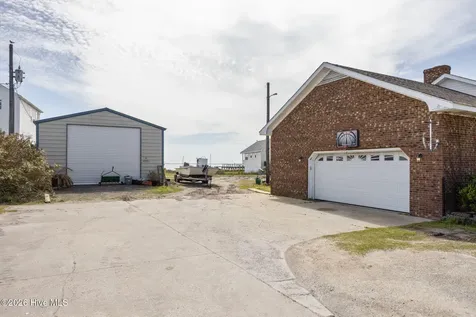 1286 Island Road Harkers Island NC 28531