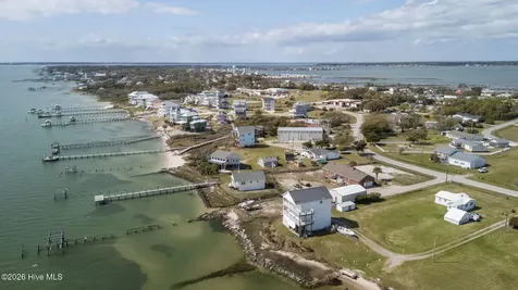 1286 Island Road Harkers Island NC 28531