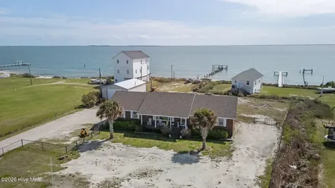 1286 Island Road Harkers Island NC 28531