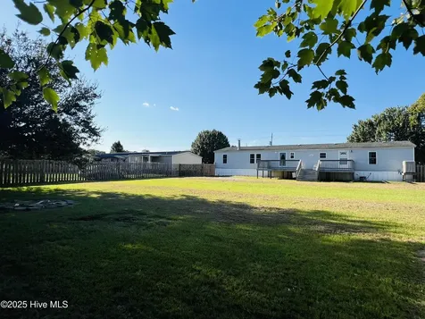 629 Old Snow Hill Road Ayden NC 28513
