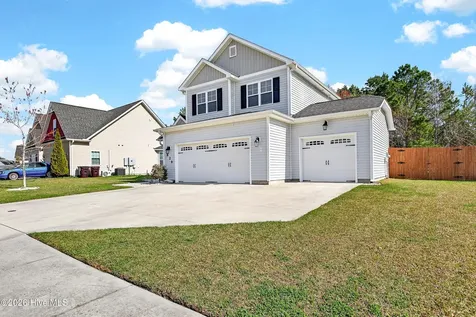 829 Tuscarora Trail Jacksonville NC 28546