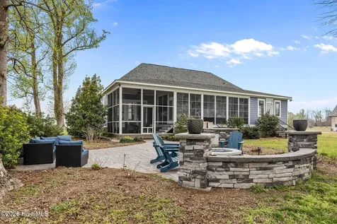 168 W Royal Way Merry Hill NC 27957