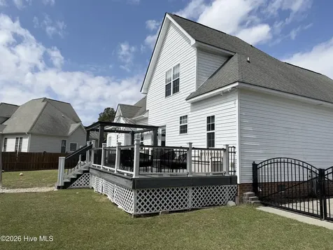 714 Tabard Road Winterville NC 28590