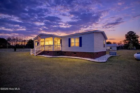 1961 Becton Farm Road Kinston NC 28501