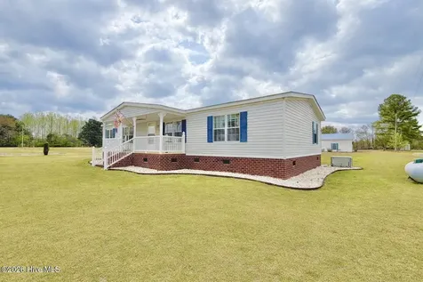 1961 Becton Farm Road Kinston NC 28501