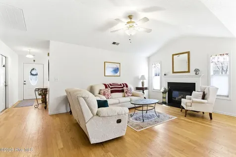 111 Bay Tree Circle Hampstead NC 28443