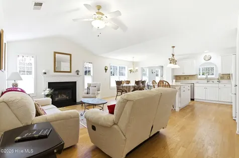 111 Bay Tree Circle Hampstead NC 28443