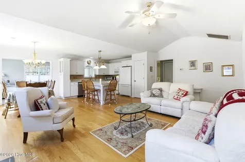 111 Bay Tree Circle Hampstead NC 28443