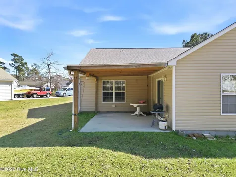 111 Bay Tree Circle Hampstead NC 28443