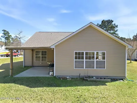 111 Bay Tree Circle Hampstead NC 28443