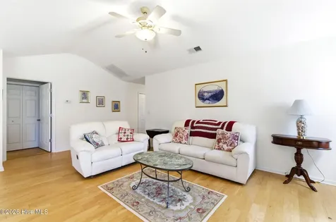 111 Bay Tree Circle Hampstead NC 28443