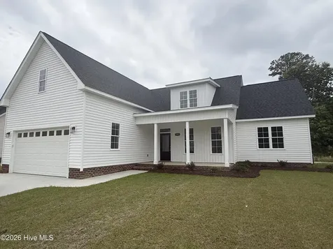 3301 School View Drive Farmville NC 27828