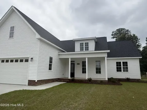 3301 School View Drive Farmville NC 27828
