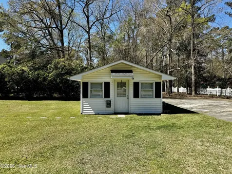 200 Elm Street Whiteville NC 28472