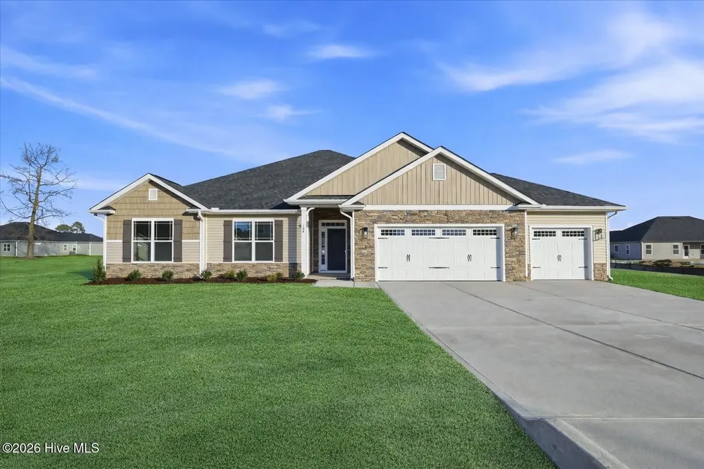 104 Manchester Court La Grange NC 28551