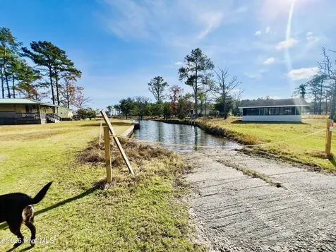 50 Point Avenue Belhaven NC 27810